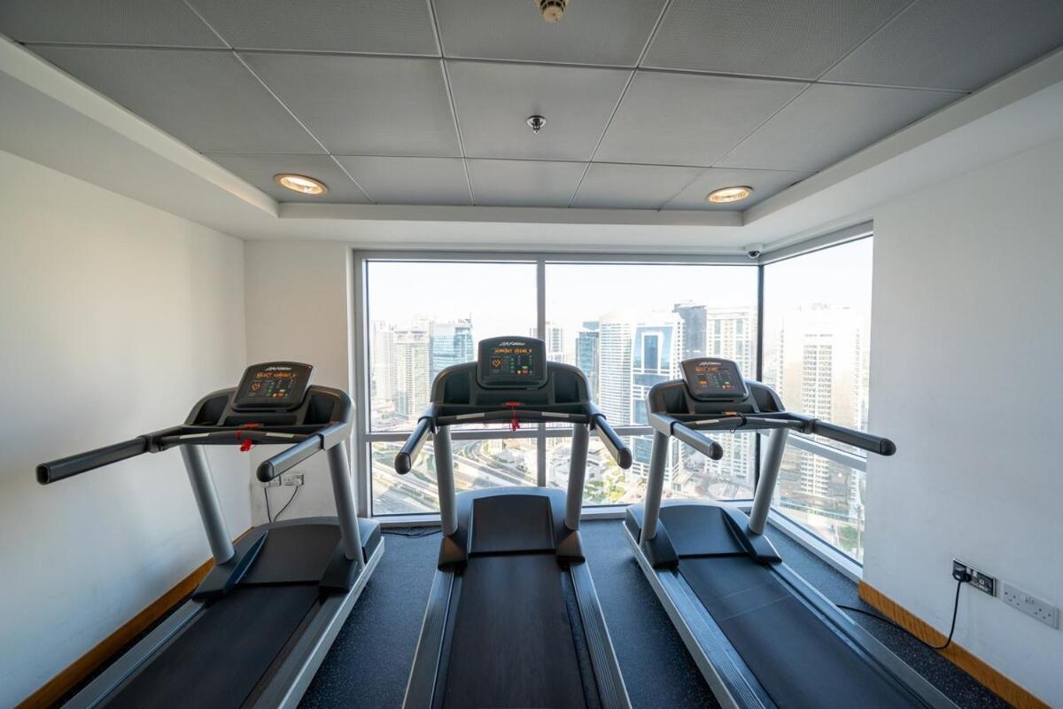 Homes & Beyond L 2br In The Heart Of Marina * Dubai