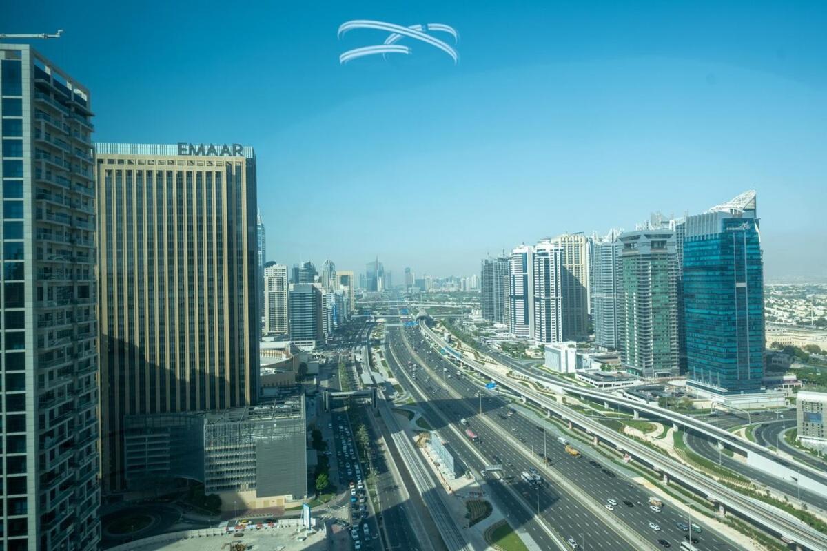 Homes & Beyond L 2br In The Heart Of Marina Apartment Dubai