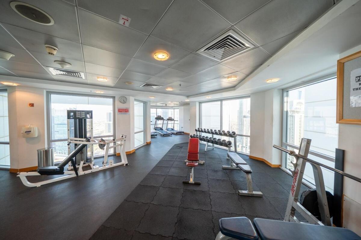 Homes & Beyond L 2br In The Heart Of Marina Apartment Dubai
