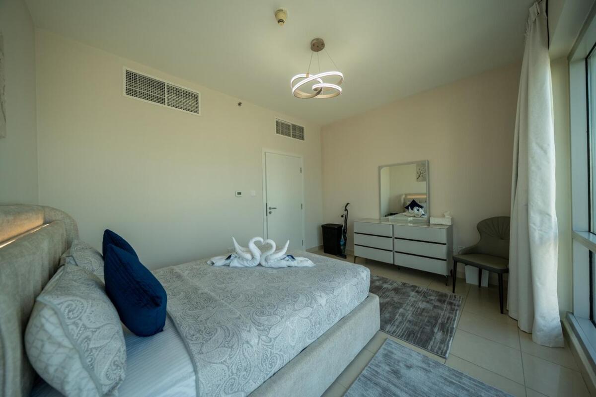 Homes & Beyond L 2br In The Heart Of Marina * Dubai